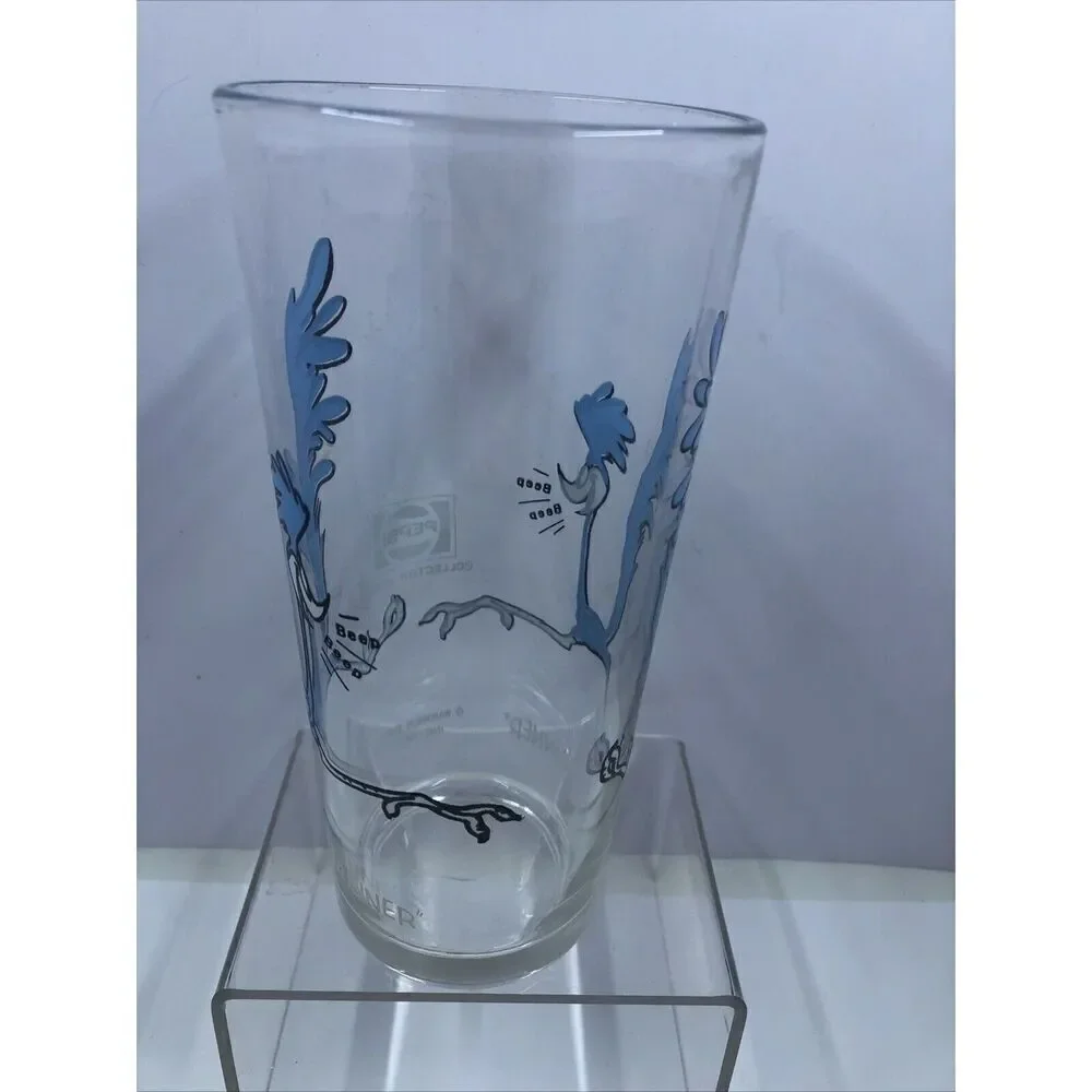 1973 Warner Brothers Road Runner Pepsi Collector Drinking Glass Series. Vintage